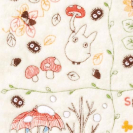 Mon voisin Totoro - serviette de toilette Wreath of Nuts 25 x 25 cm 