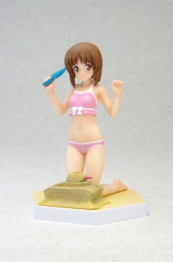 Miho Nishizumi - Beach Queens