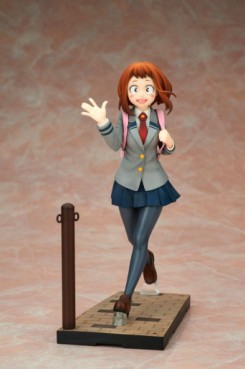 Mangas - Ochaco Uraraka - Connect Collection - BellFine