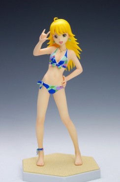 Miki Hoshii - Beach Queens